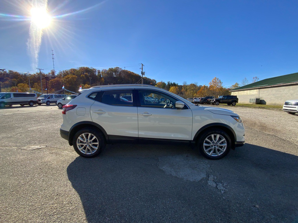 2021 Nissan Rogue Image 4