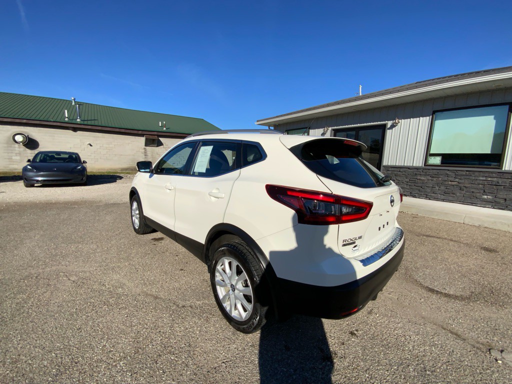 2021 Nissan Rogue Image 8