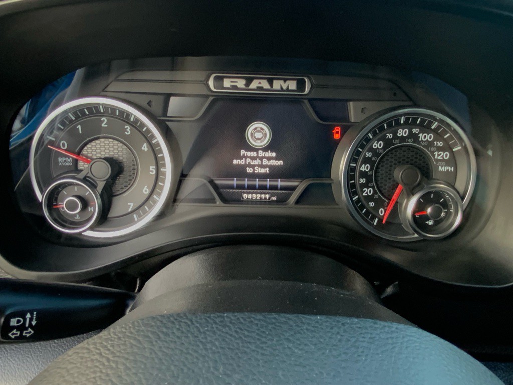 2022 RAM 1500 Image 12