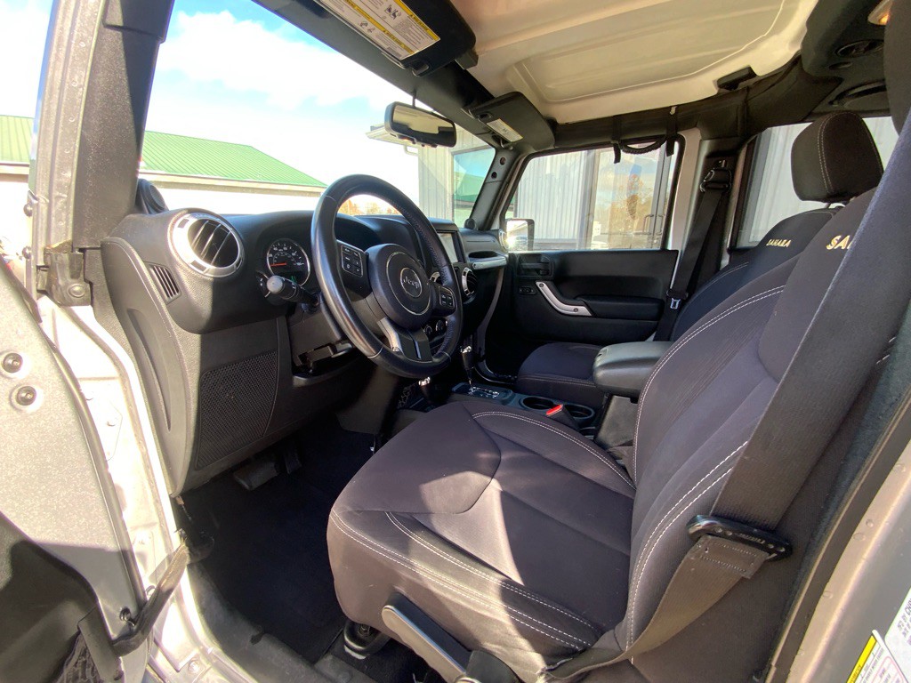 2013 Jeep Wrangler Unlimited Image 9