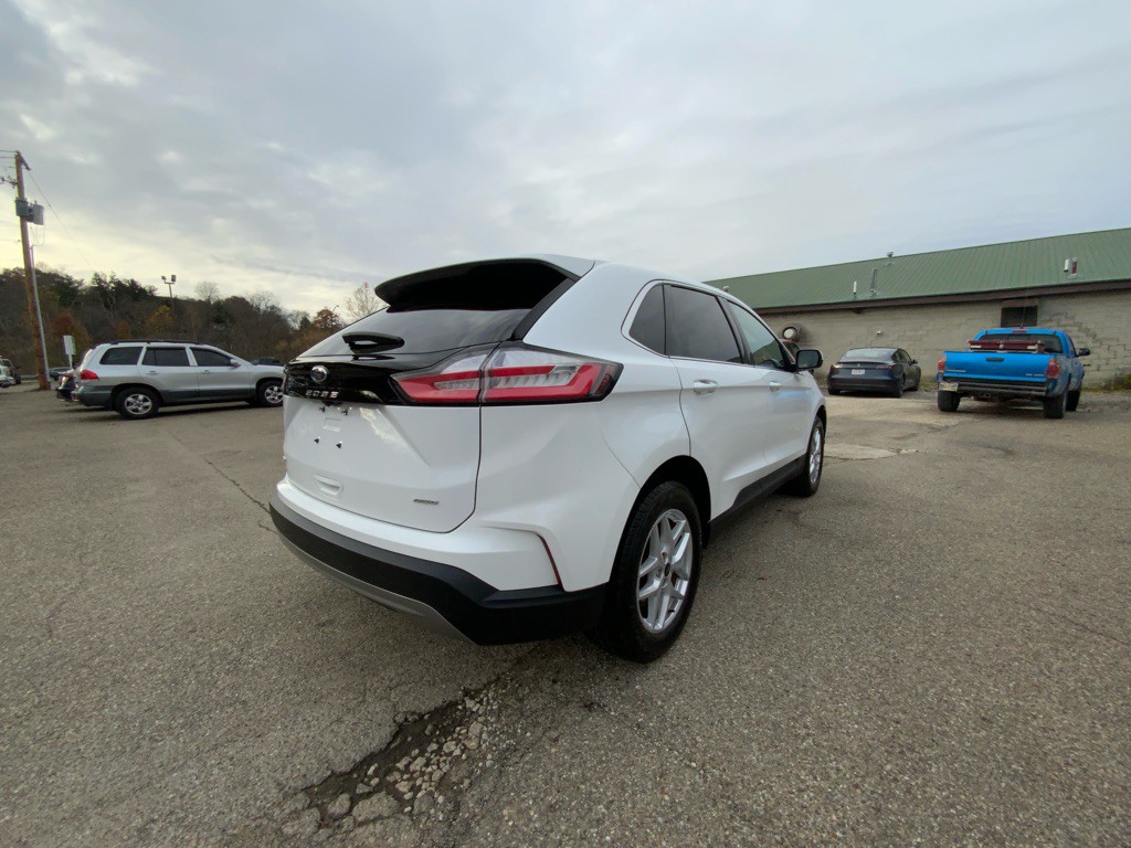 2023 Ford Edge Image 5