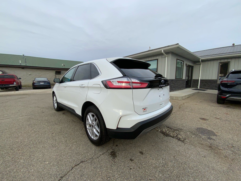 2023 Ford Edge Image 7