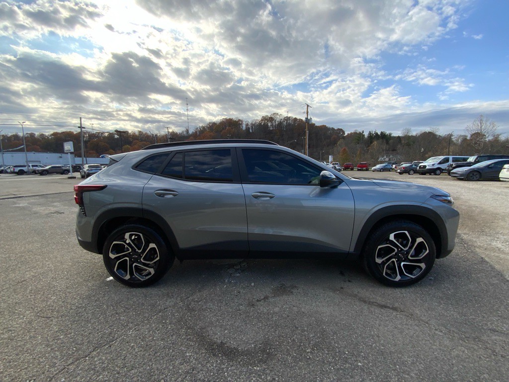 2024 Chevrolet Trax Image 4