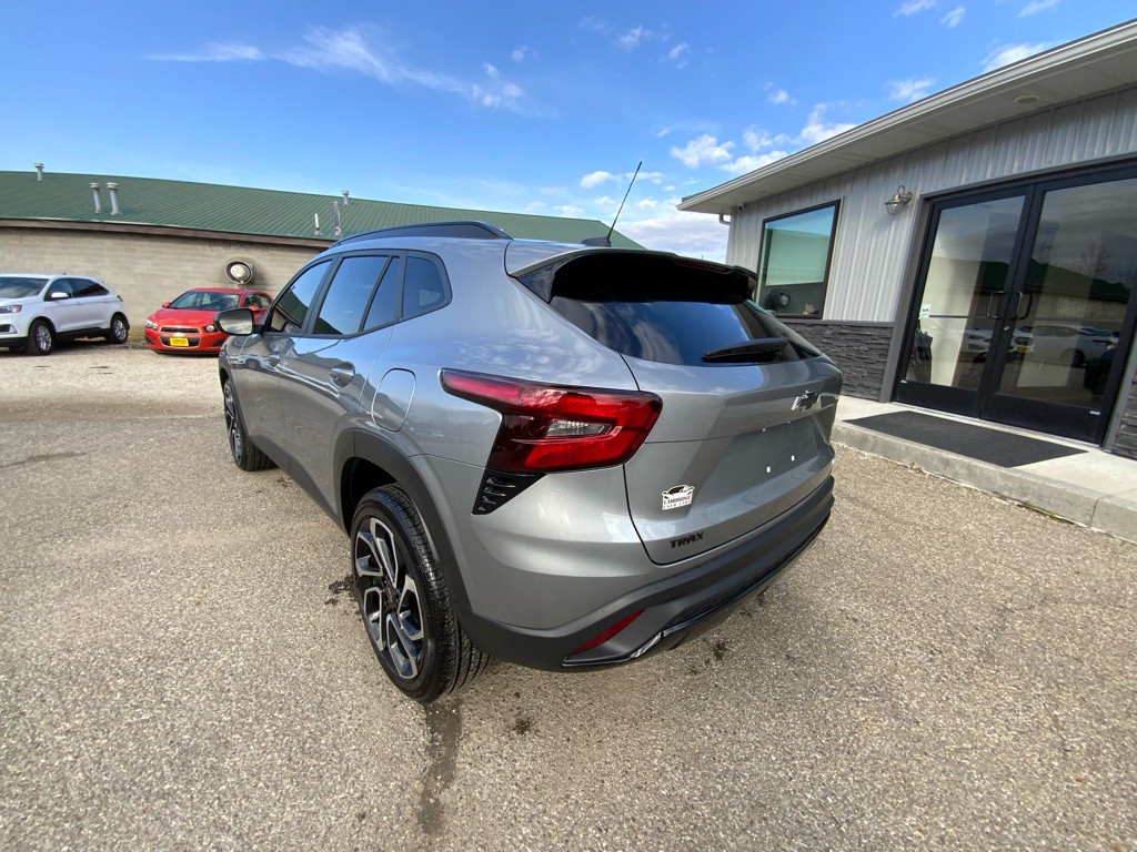 2024 Chevrolet Trax Image 8
