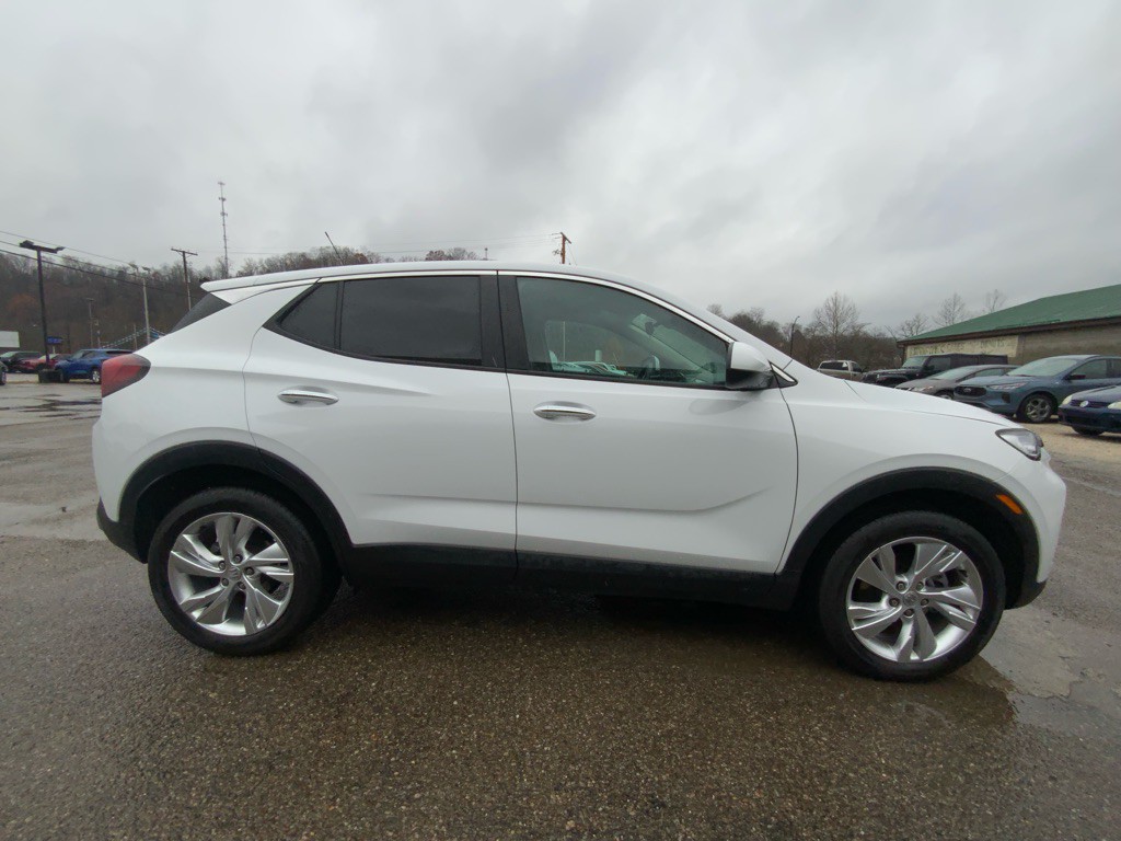 2025 Buick Enclave Image 4