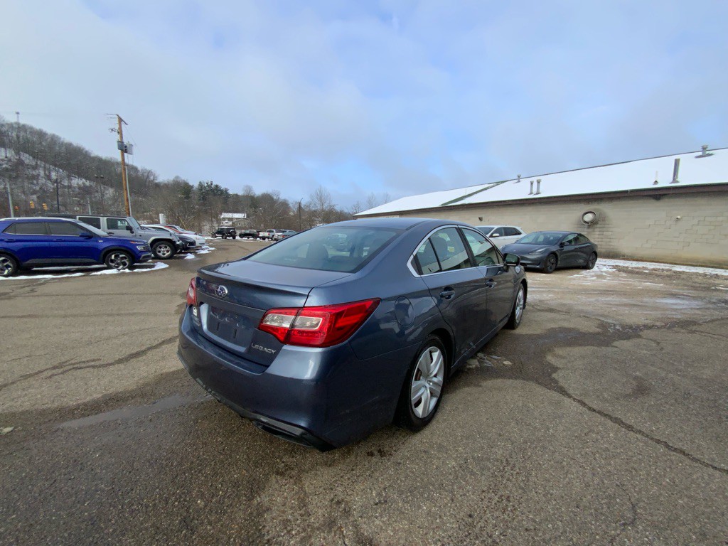 2018 Subaru Legacy Image 5