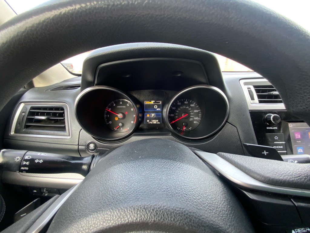 2018 Subaru Legacy Image 13