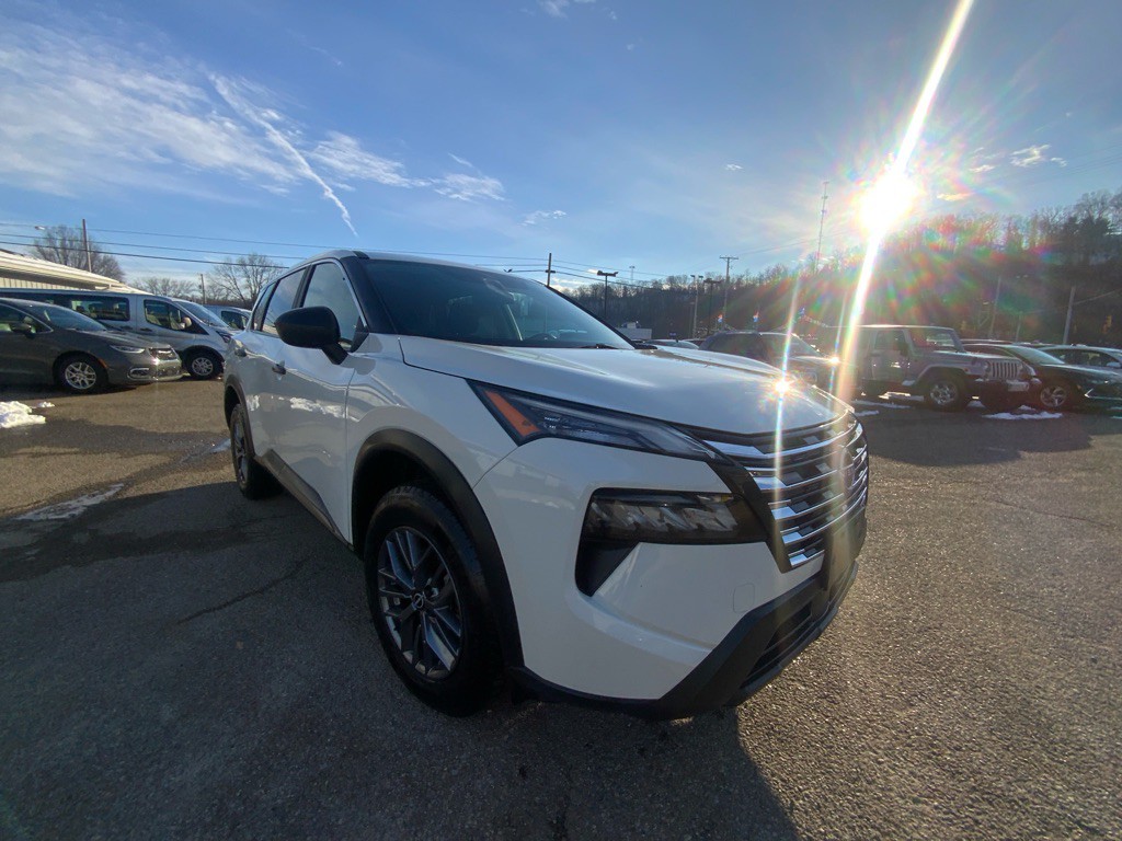 2024 Nissan Rogue Image 3