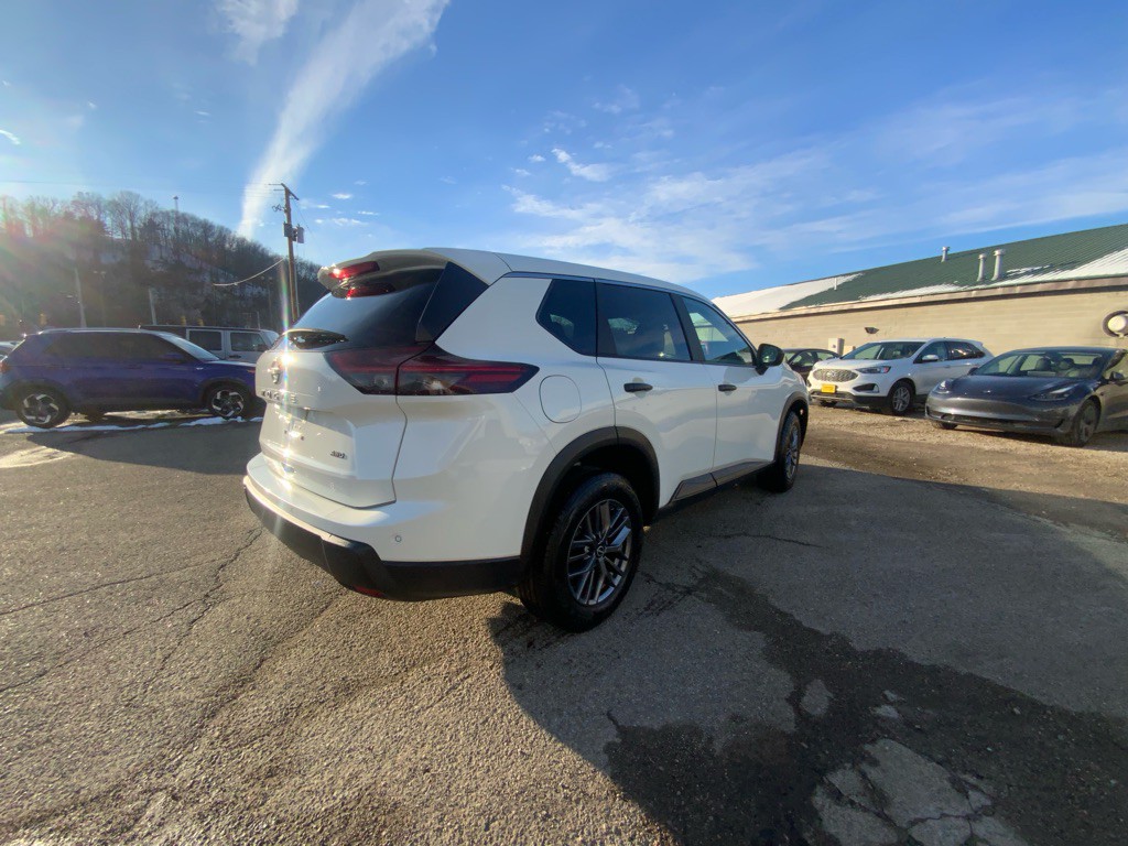 2024 Nissan Rogue Image 5