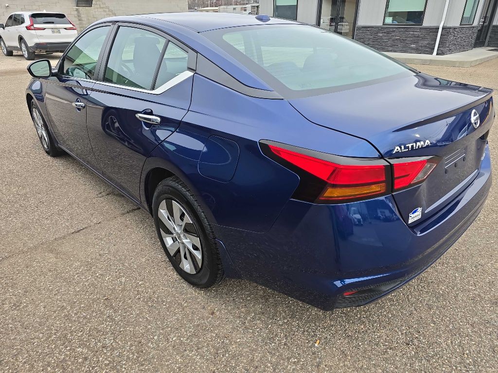 2020 Nissan Altima Image 6