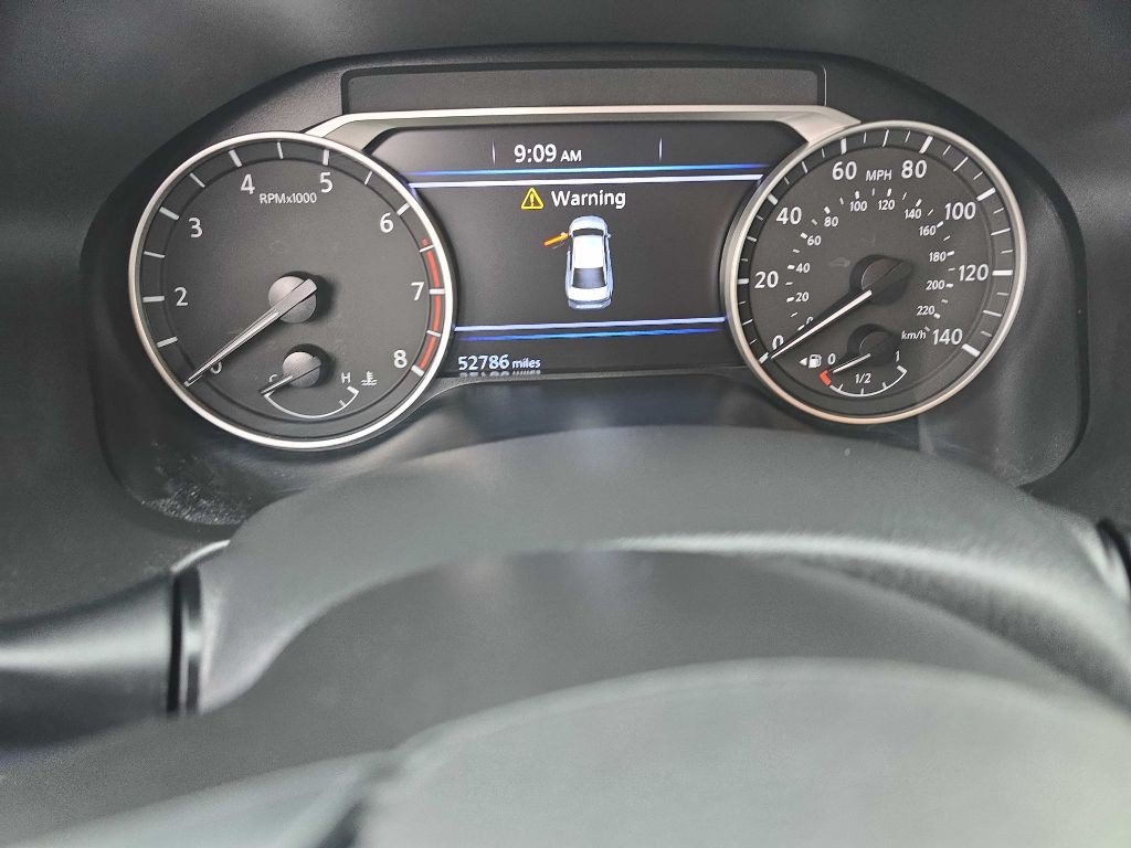 2020 Nissan Altima Image 12