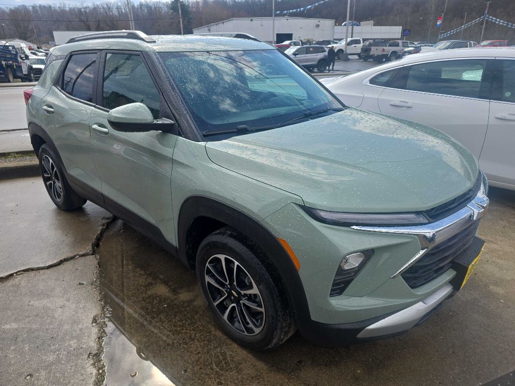 2025 Chevrolet Trailblazer Image 2