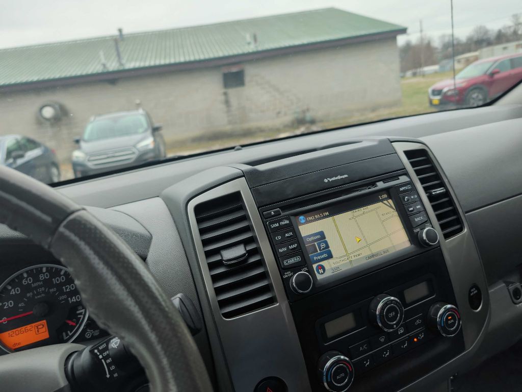 2019 Nissan Frontier Image 11
