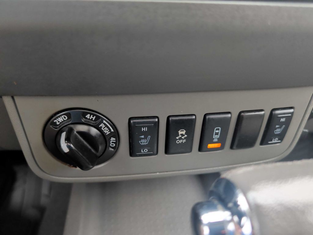 2019 Nissan Frontier Image 12