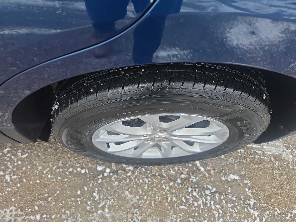 2021 Chevrolet Equinox Image 12