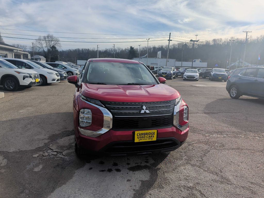 2022 Mitsubishi Outlander Image 5