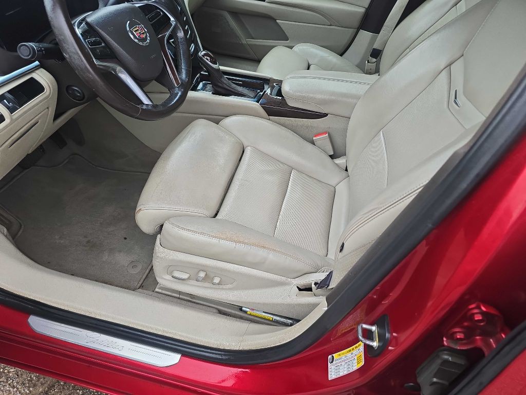 2013 Cadillac XTS Image 11