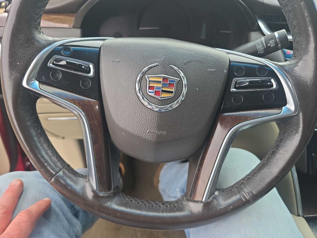 2013 Cadillac XTS Image 12