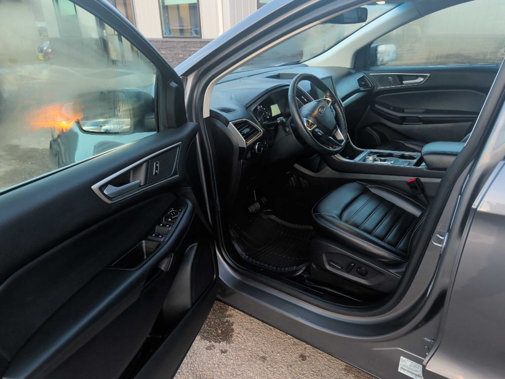 2024 Ford Edge Image 4