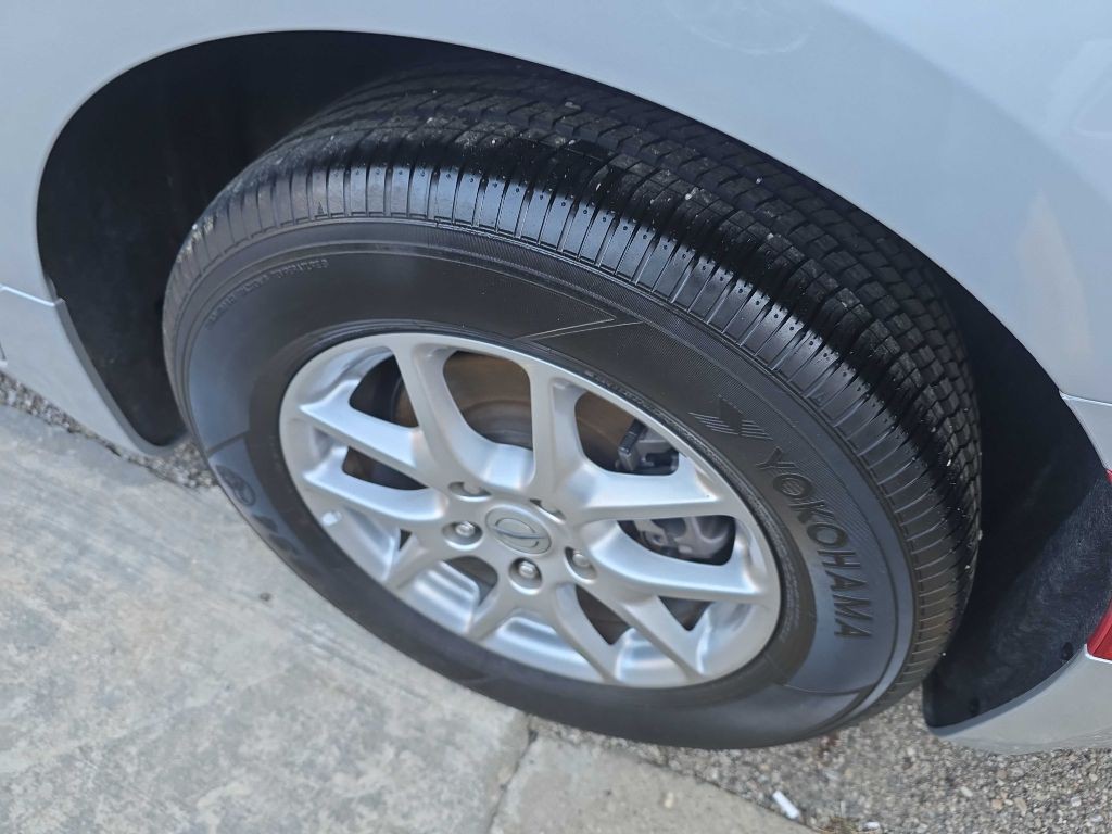 2024 Chrysler Pacifica Image 7