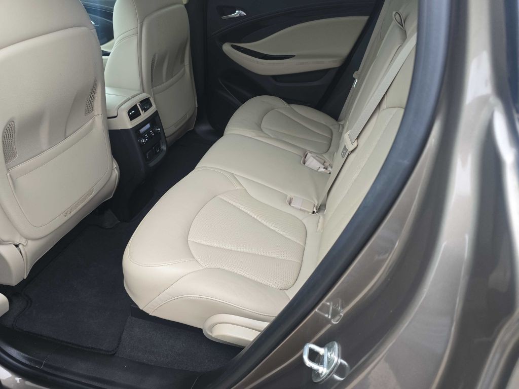 2017 Buick Envision Image 10