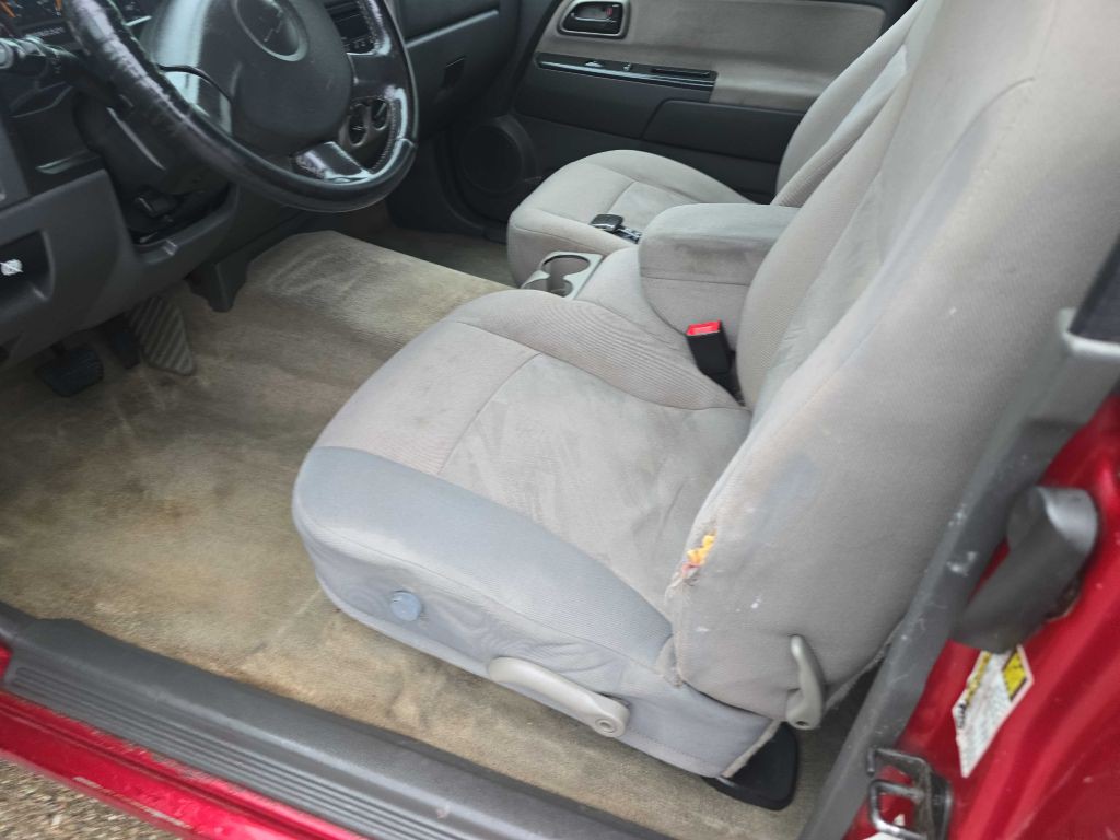 2005 Chevrolet Colorado Image 11