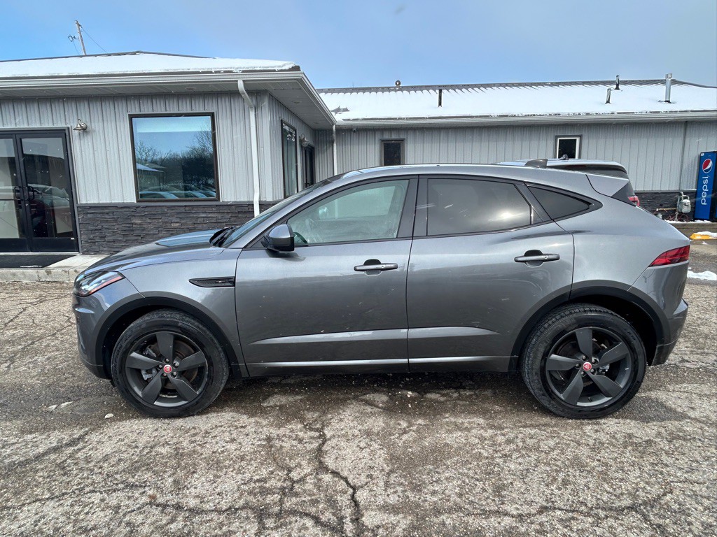 2020 Jaguar E-pace Image 3