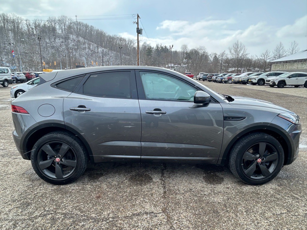 2020 Jaguar E-pace Image 7