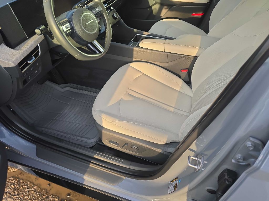 2025 Hyundai Sonata Image 9