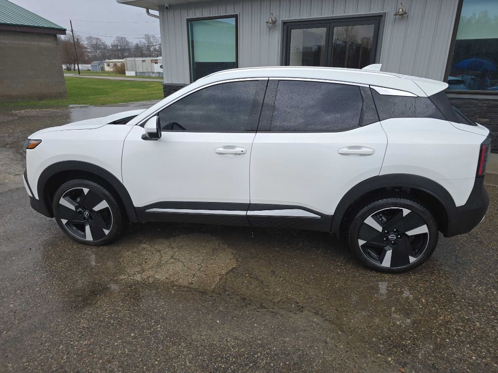 2025 Nissan Kicks Image 8