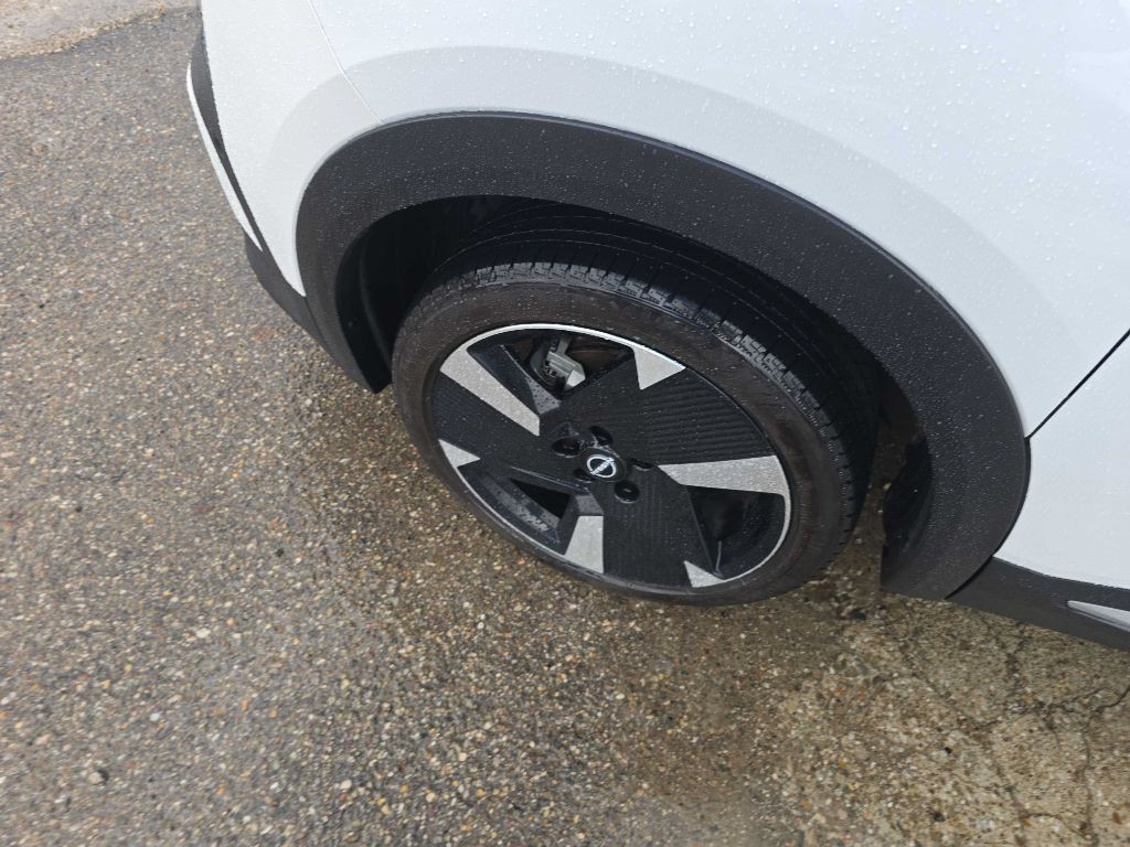 2025 Nissan Kicks Image 9