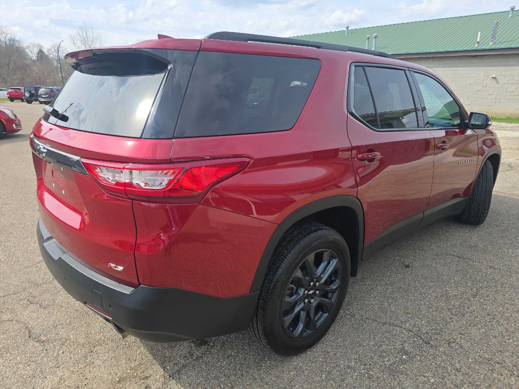 2019 Chevrolet Traverse Image 2