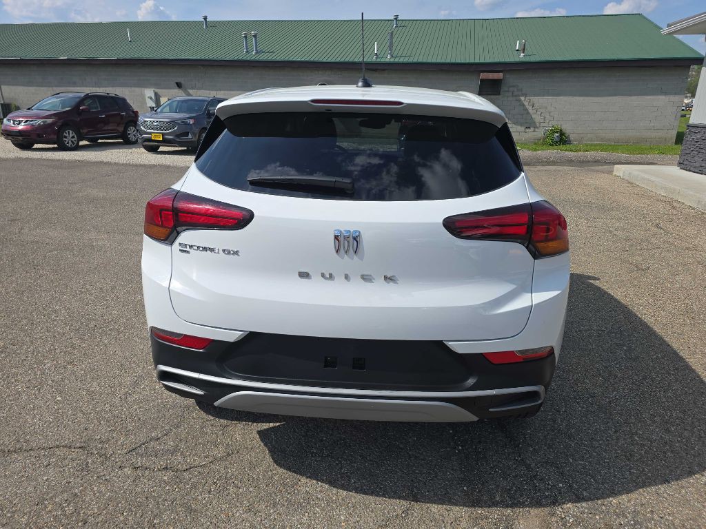2025 Buick Enclave Image 3