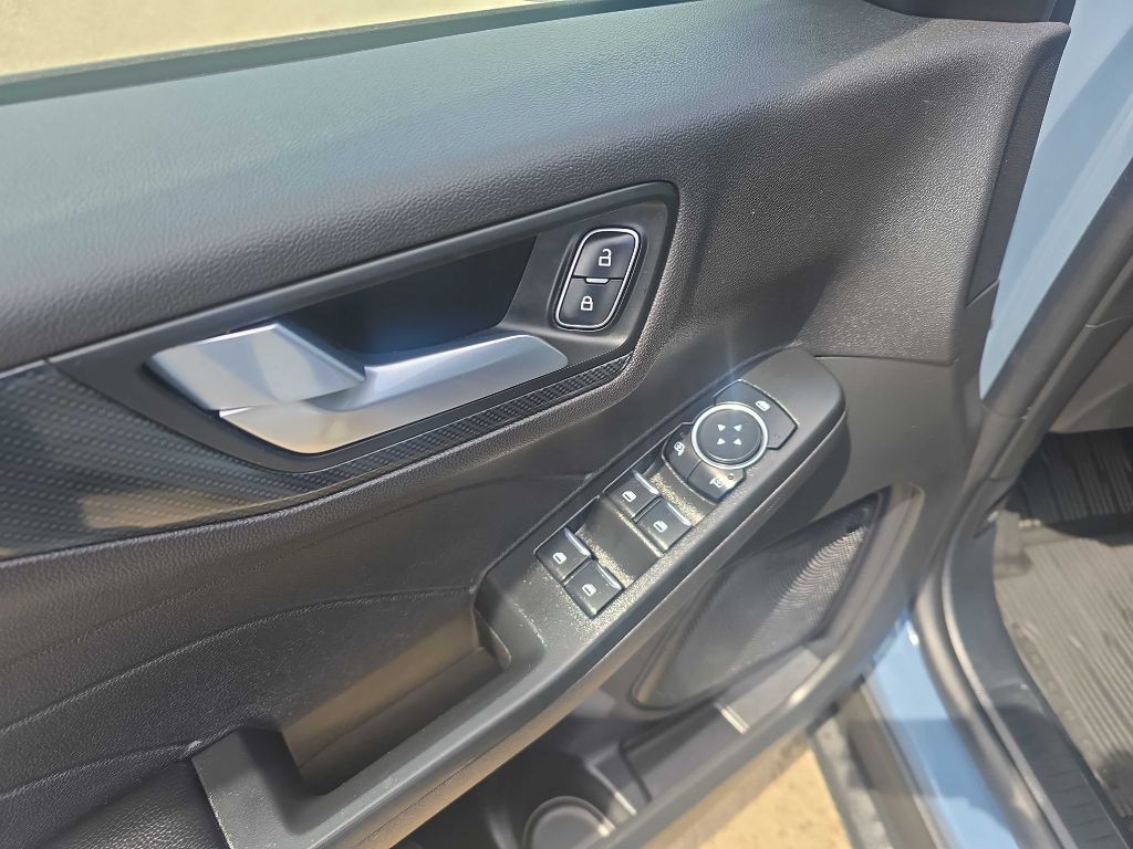 2024 Ford Escape Image 11
