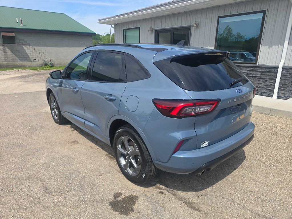 2024 Ford Escape Image 3