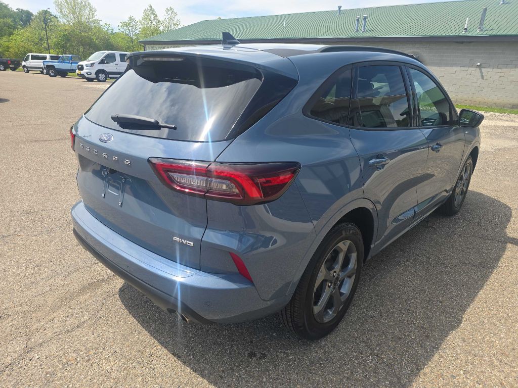2024 Ford Escape Image 5