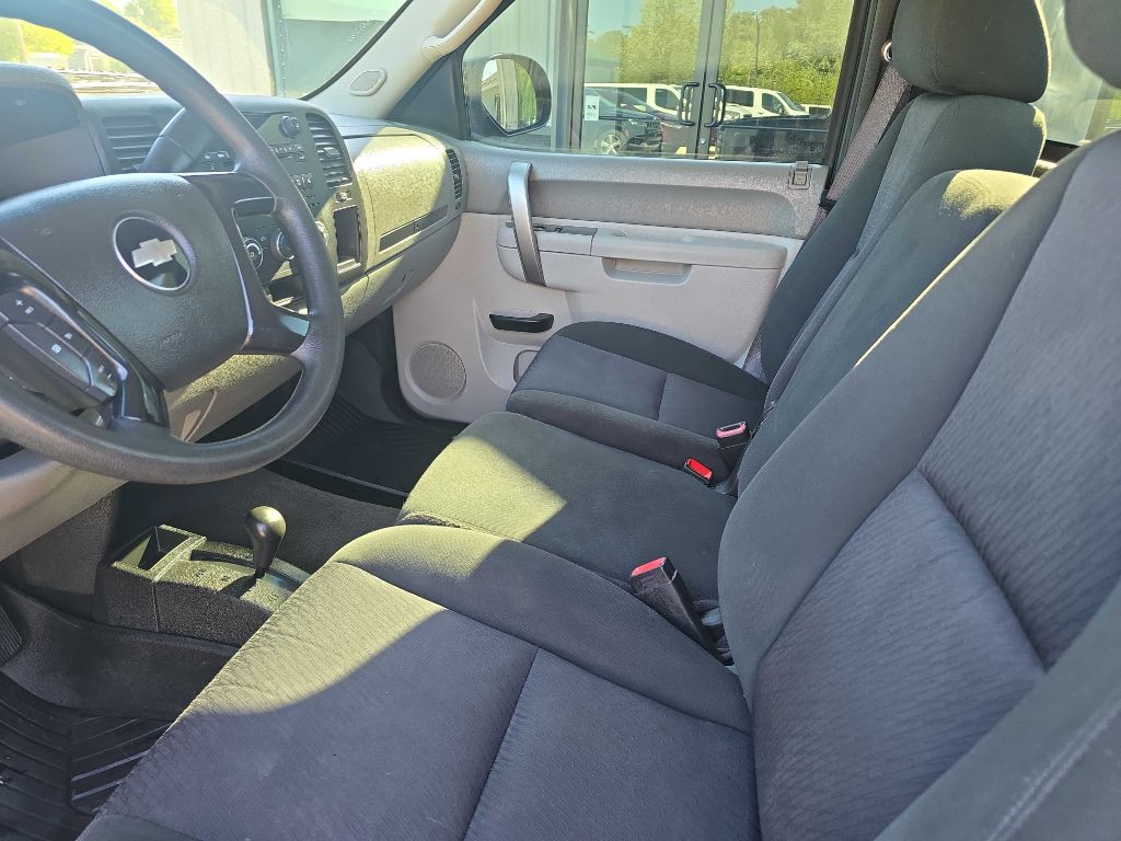 2013 Chevrolet Silverado 1500 Image 11