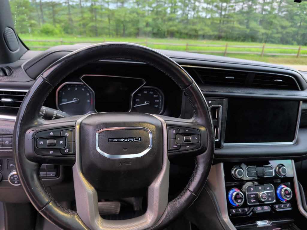 2021 GMC Yukon Image 9