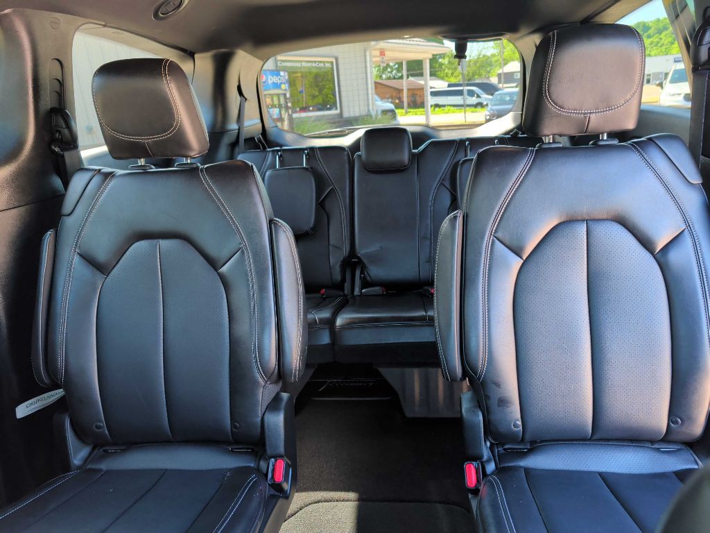 2024 Chrysler Pacifica Image 34