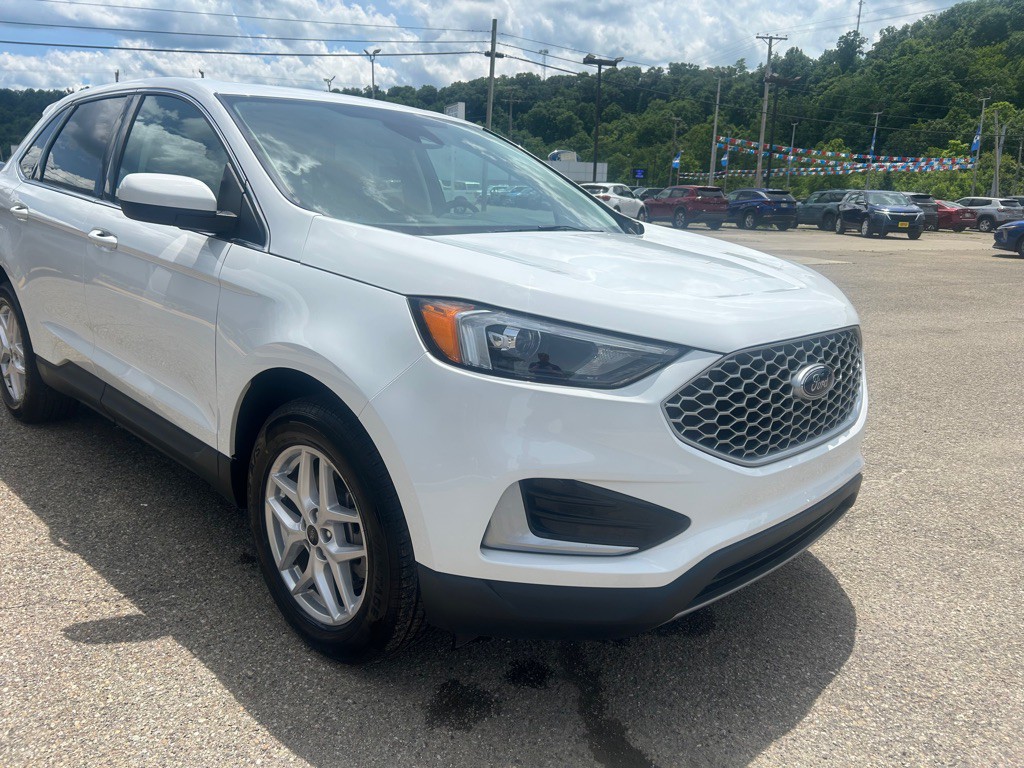 2024 Ford Edge Image 7