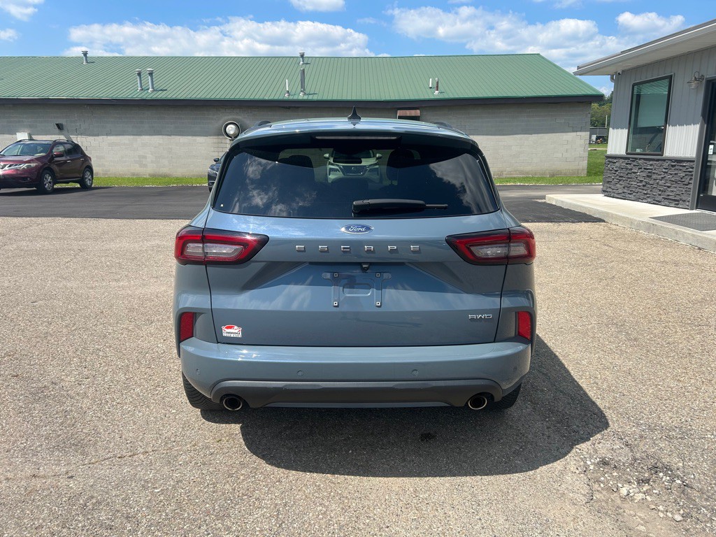 2023 Ford Escape Image 4