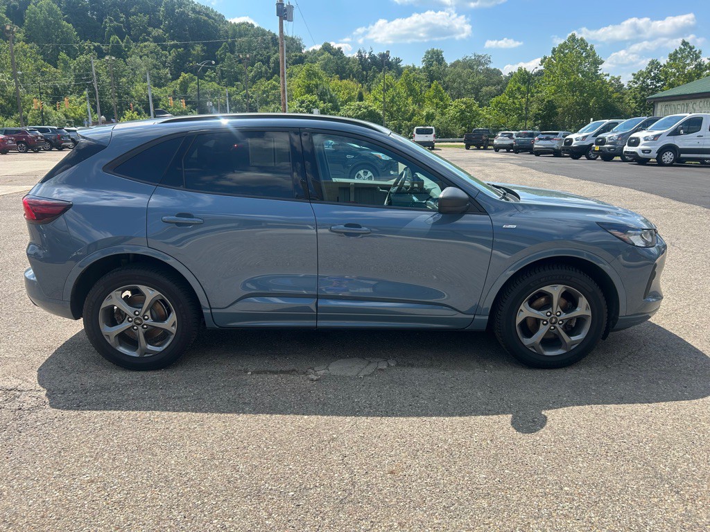 2023 Ford Escape Image 6