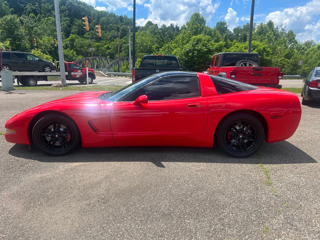 1997 Chevrolet Corvette Image 3