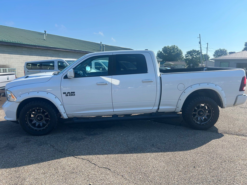 2016 RAM 1500 Image 2