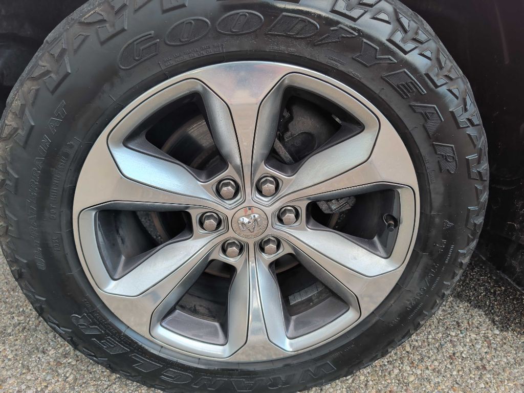 2019 RAM 1500 Image 16