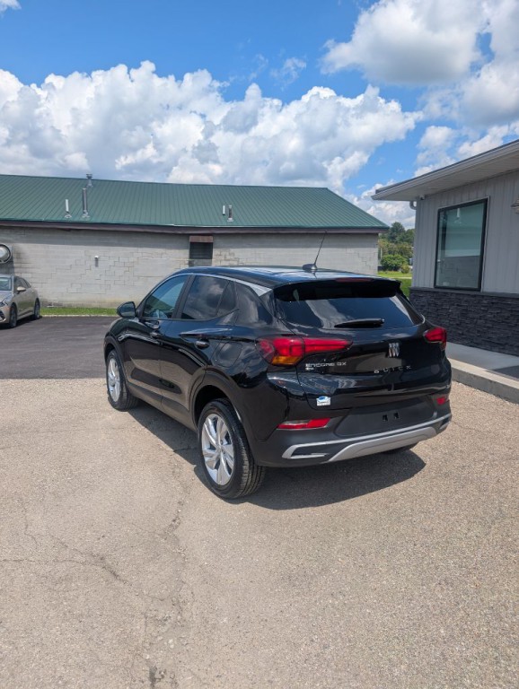 2024 Buick Enclave Image 2