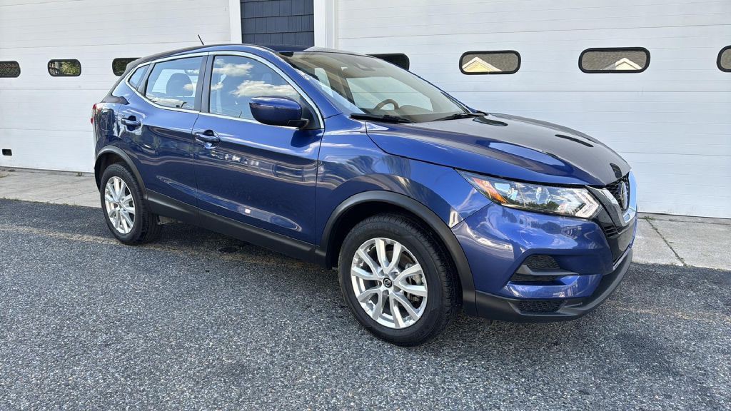 2021 Nissan Rogue Image 1