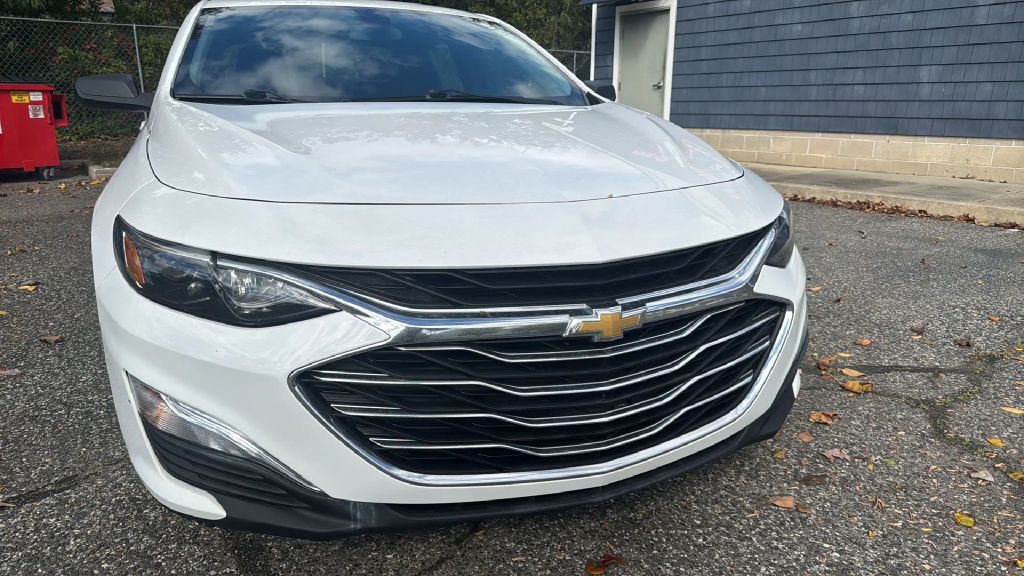 2020 Chevrolet Malibu Image 21