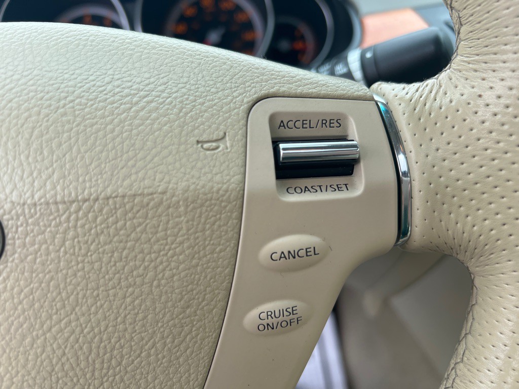 2007 INFINITI M35 Image 10