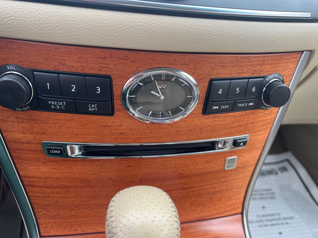 2007 INFINITI M35 Image 13